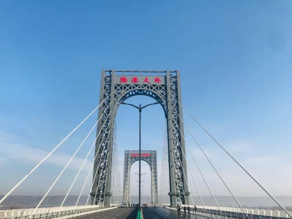 陆港大桥图片