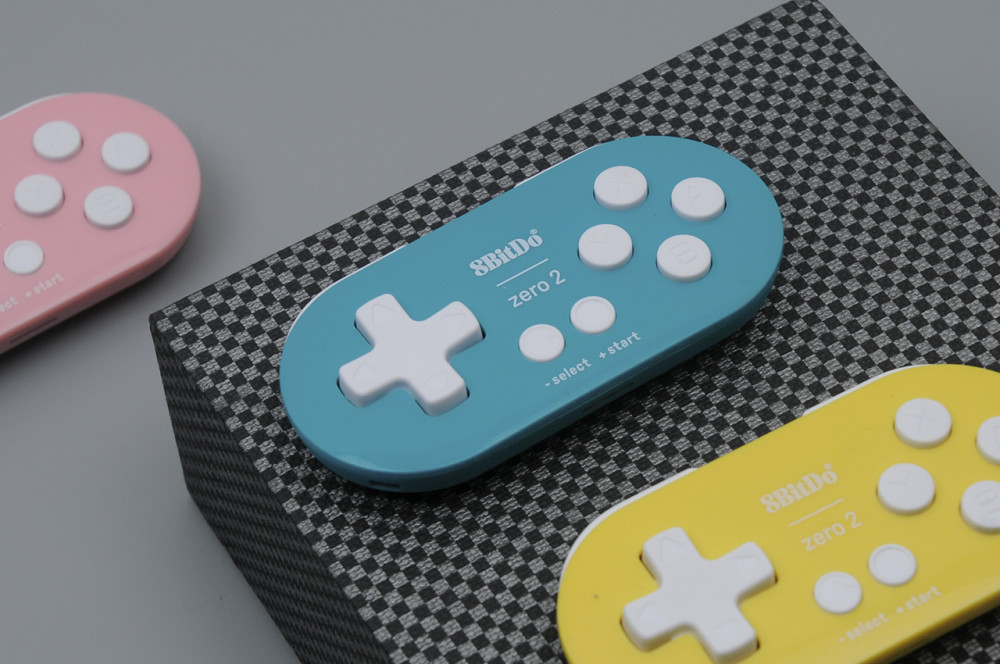 缤纷色彩也要对战乐趣:八位堂zero 2蓝牙手柄