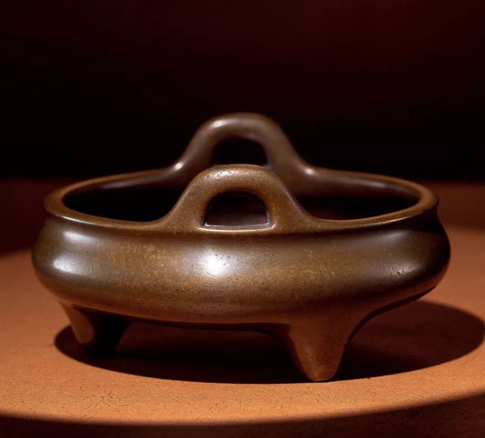 大象视界】存世孤品——当“中国红”美妙邂逅“大食窑器”！_腾讯新闻