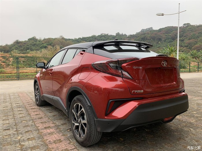 喜提2020款丰田c-hr,红红火火迎新年,时刻保持状态!