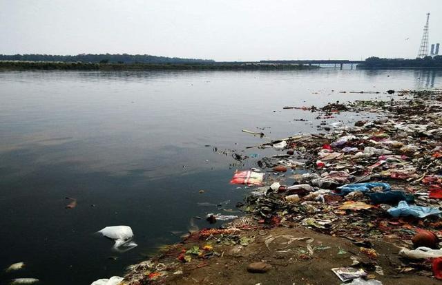 恒河下游满是骨灰跟大便上游成最佳观光点但真的安全吗