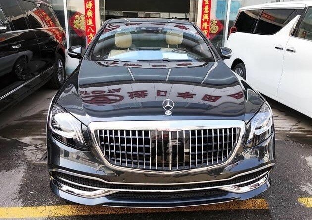 奔驰迈巴赫s800实车进店,超长车身豪华大气,网友:太帅了!