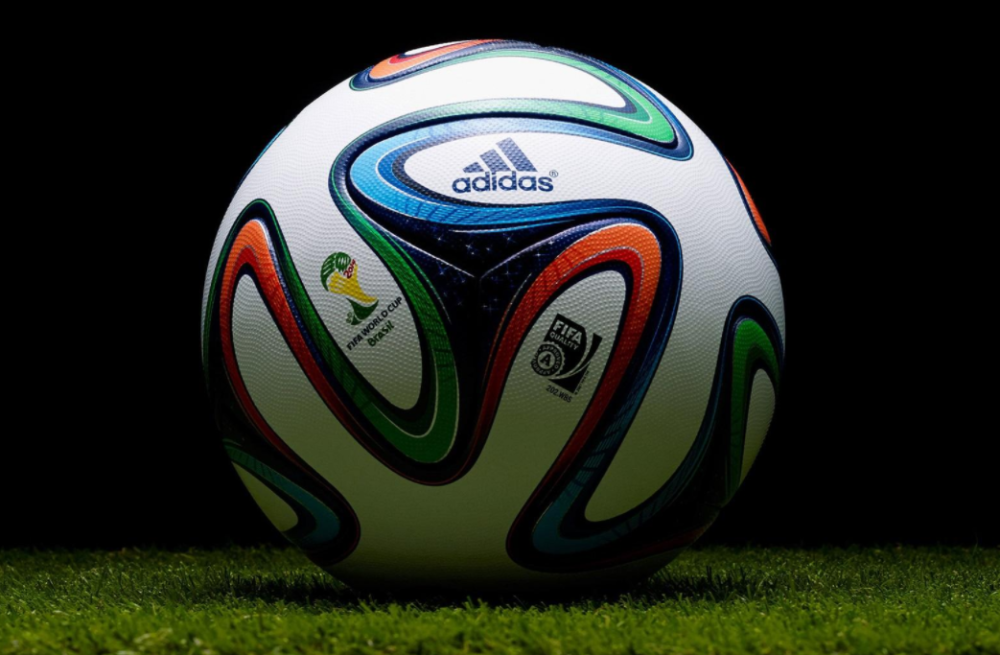 喜欢足球的女生是怎么样的,是一种什么样的体验呢