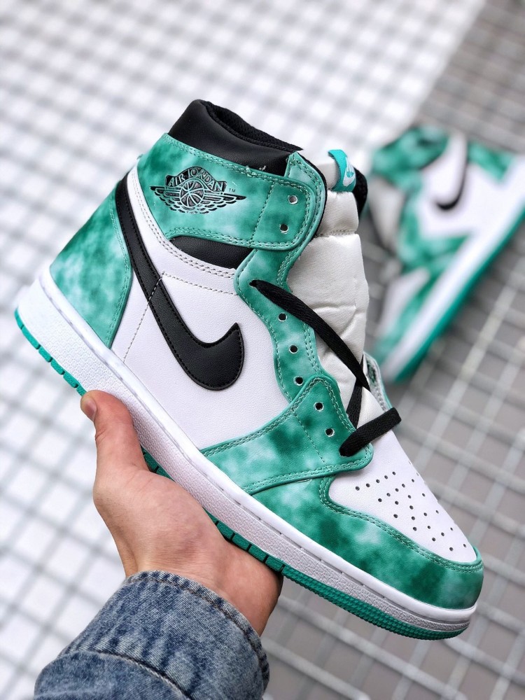 鞋面自带阴影效果aj1湖水绿扎染配色开箱测评