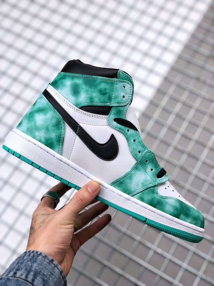 鞋面自带阴影效果aj1湖水绿扎染配色开箱测评