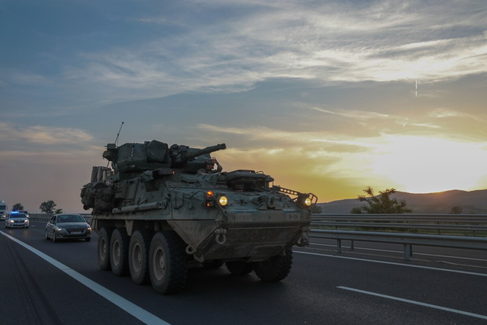 重型旅战斗队的主要装备是各种斯特赖克轮式战车