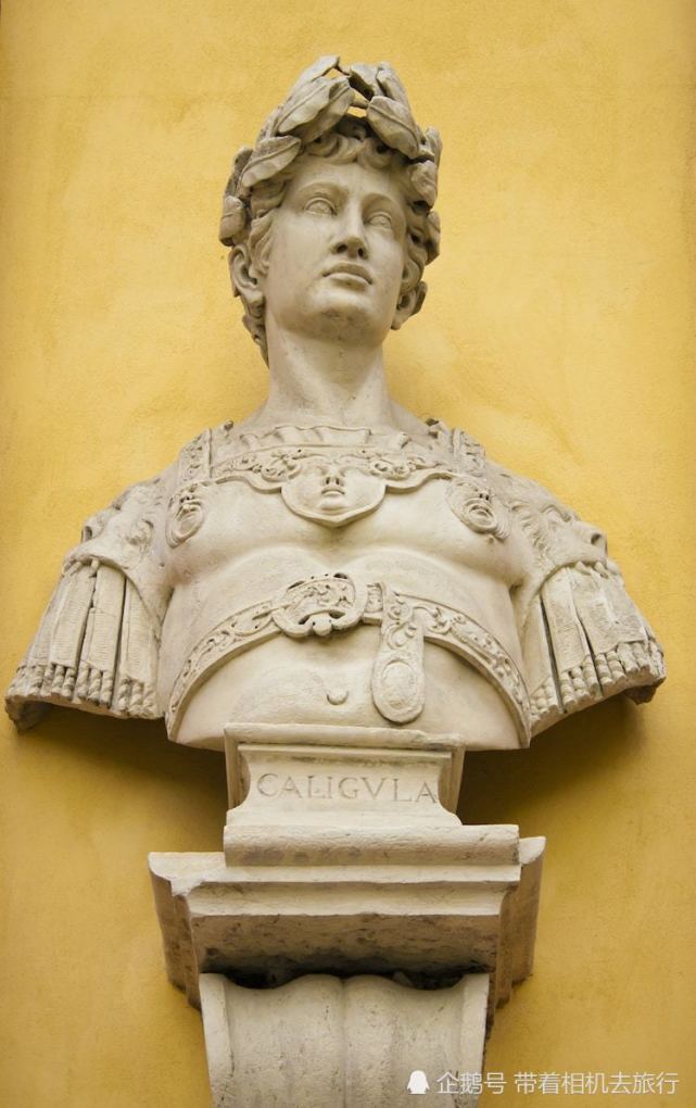提比略·克劳迪乌斯·尼禄被简单地称为提比略,尽管他不是奥古硕技