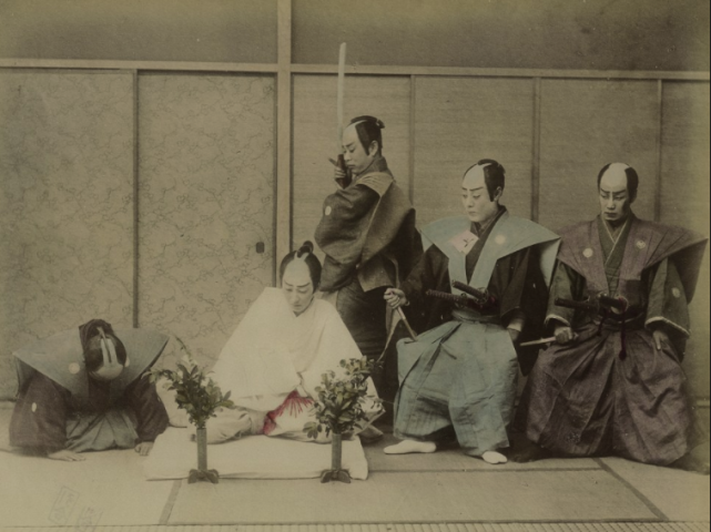 日本武士的切腹传统残酷而又庄严意在向世人展示灵魂的居所