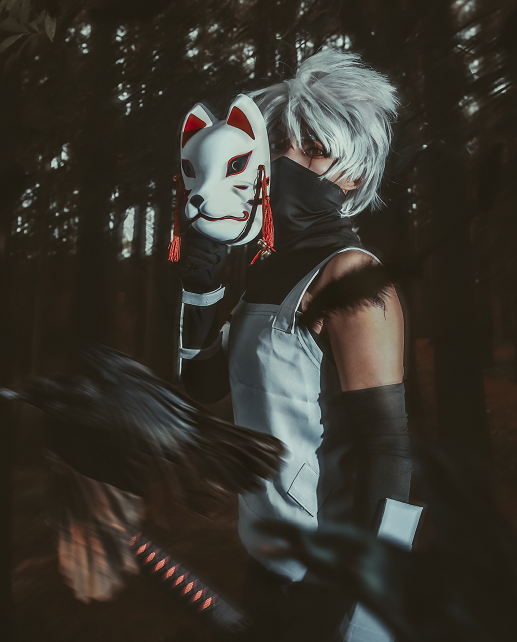 动漫《火影忍者》旗木卡卡西cosplay,气质非凡的银发小哥哥
