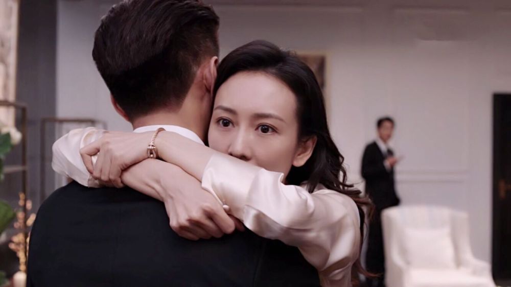 精英律师罗槟为何不选栗娜原因有三点罗琦是关键