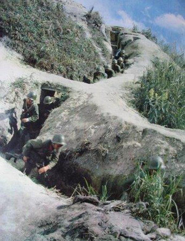 法卡山战场炊事班长送来慰问品我突然发现鸡蛋上有字