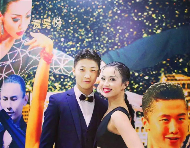 《舞蹈风暴》的"宝藏情侣",而化妆的贾昊悦竟像包文婧?好神奇