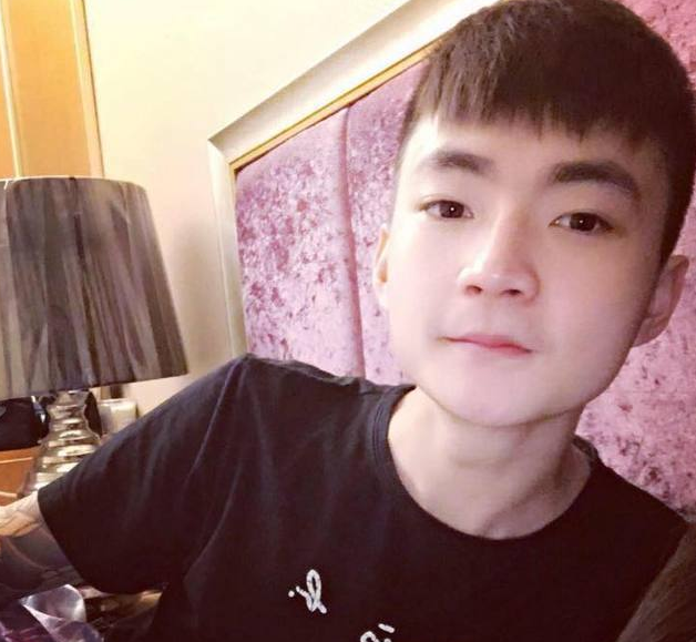 海豚湾恋人 童星杀人判刑15年 死者母亲哭诉 没听过他道歉 腾讯新闻