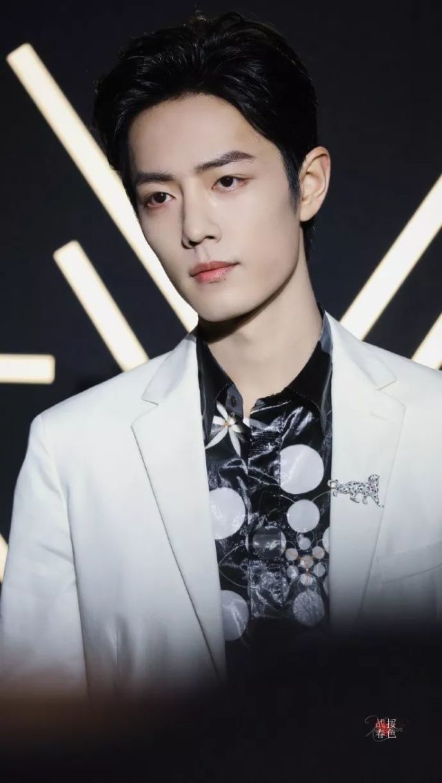 肖战帅气活动照,气质迷幻的男人味,简直是爱上了!