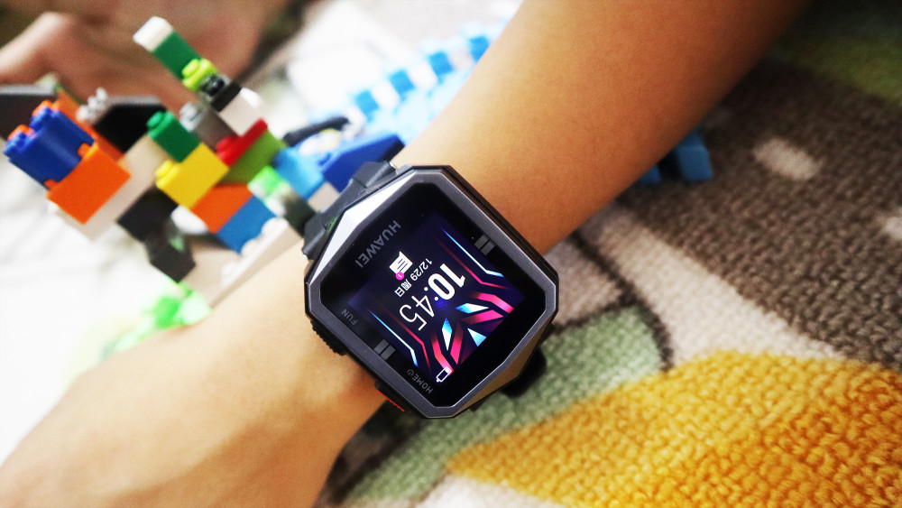 华为儿童手表 3x:九重ai定位 4g高清通话,孩子最酷的新年礼物