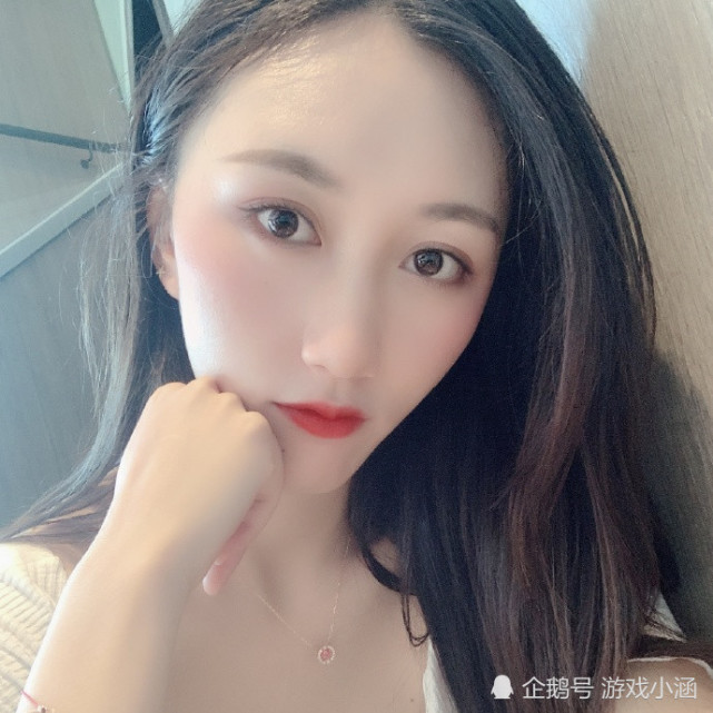 女主播小小玉酱挑战下限为了礼物明码标价周榜一可做一日男友