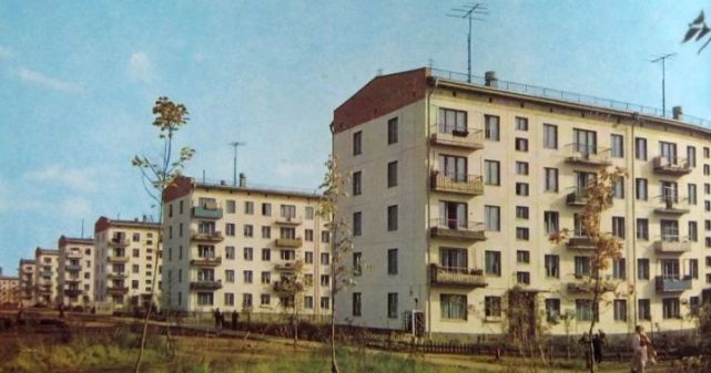 图为苏联时期典型的"赫鲁晓夫楼",中国也比较常见