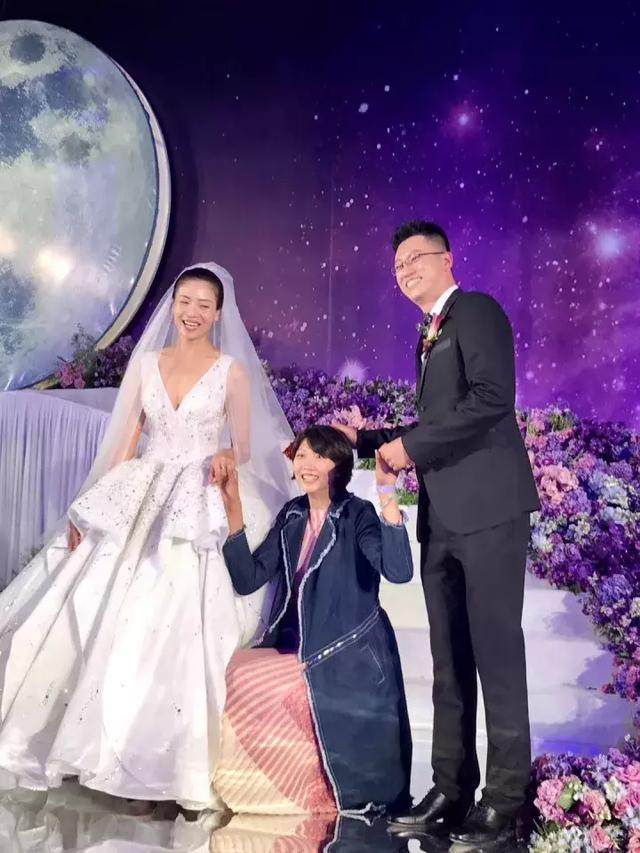 郎平又添第三代女排队长魏秋月宣布怀孕与助教袁灵犀迎袁心月