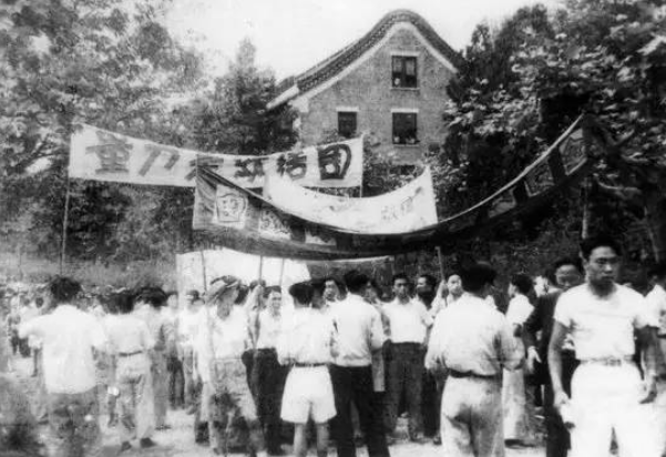 一组珍贵的老照片,记录民国时期的学生运动
