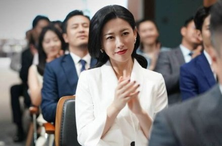 2020全球最美面孔完_THE9五人入围2020全球最美面孔,看清是谁:意料之外的