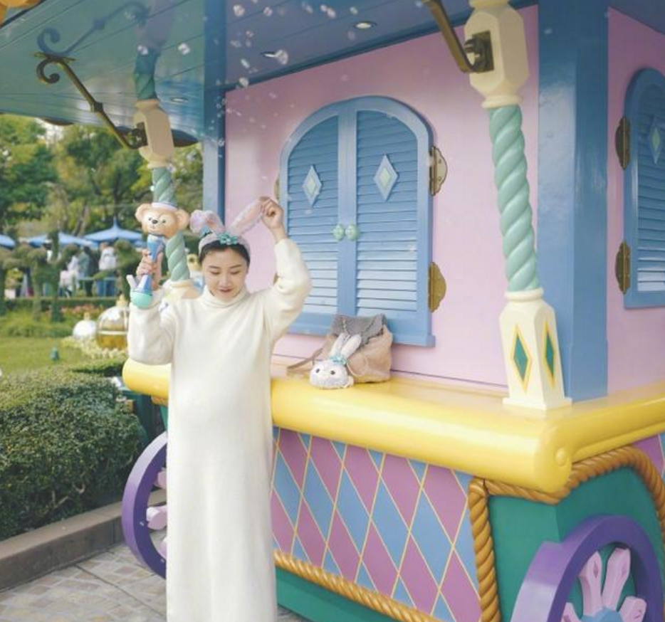 幸福满满体操奥运冠军妻子元旦晒照一家人外出度假其乐融融