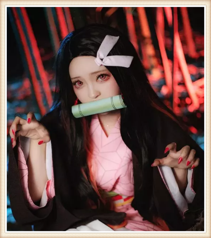 高颜值小姐姐cos祢豆子,当她放下竹筒后,网友:快出道吧