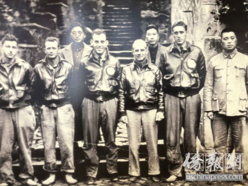 美国华人收藏家捐赠二战文物给徐州飞虎队纪念