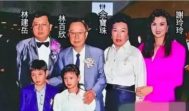 林建岳是林百欣二房老婆的儿子,虽然是小妾生的儿子,还曾经让家族蒙受
