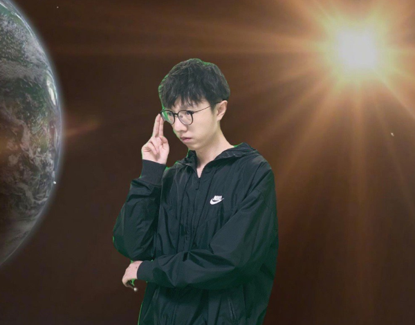 mlxg晒定妆照,求网友p帅点:奥特曼就算了,绿帽子太过分了