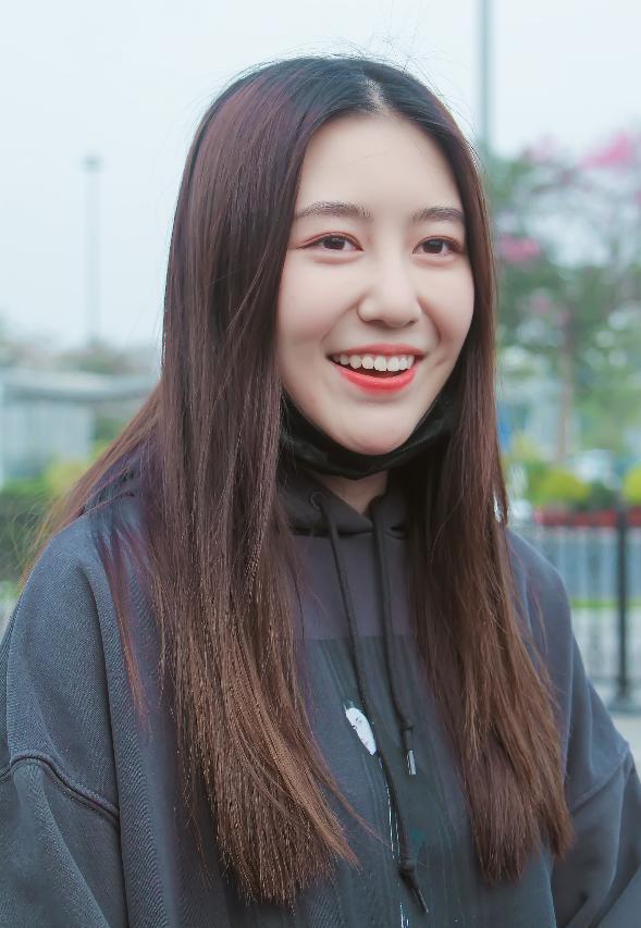 筷子兄弟后继有人曝王太利女儿改名参加选秀五官被指像极爸爸