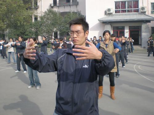 站桩和跑步哪个更适合养生,如何取舍?