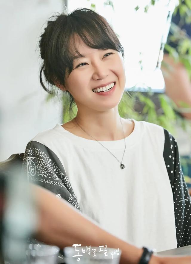 2019年南宫珉与权娜拉,金炳哲,崔元英等人出演《囚犯医生》,剧中南宫