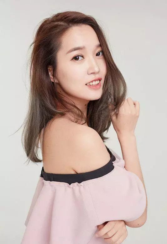 不过"铁打的"可不止主持人娇娇一个,还有几位"铁打的"嘉宾.