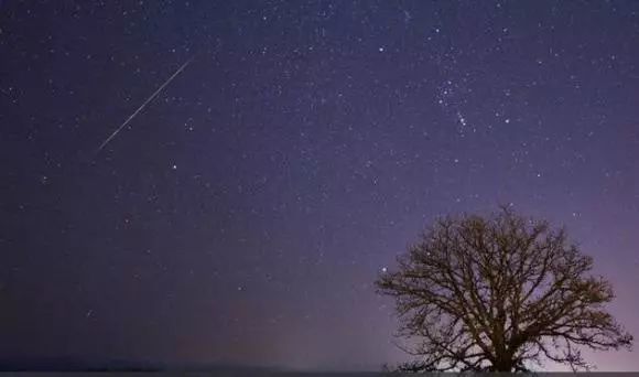 雙子座流星雨灑滿天際還記得嗎?