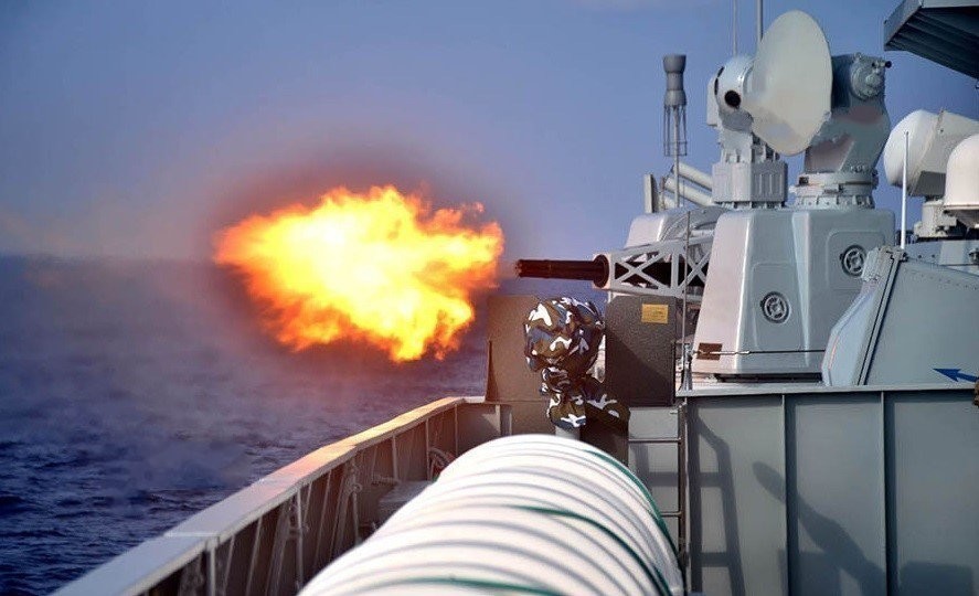 该海军媒体报道称,中国730近防炮旨在保护水面舰艇抵御远程防空系统没