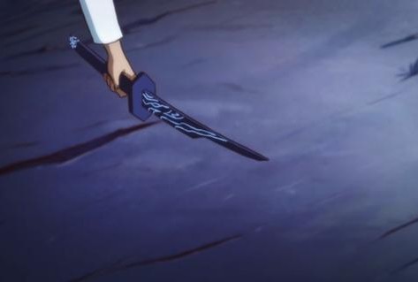 其实就是伍六七经常拿的那把剪刀,这把剪刀平时被伍六七用来剪头发,其