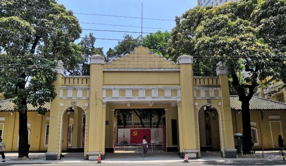 旧址,位于广州市起义路广州市公安局大院内,亦即广州苏维埃政府旧址