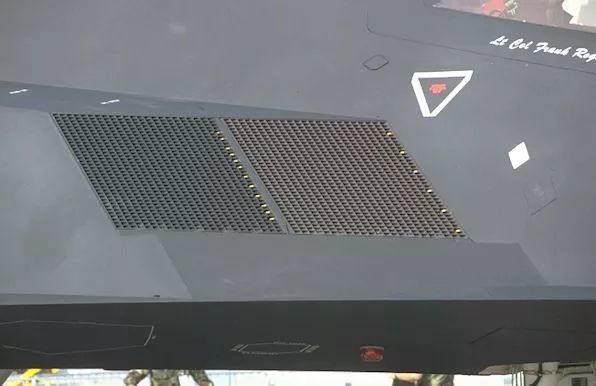 图:f117时代无法处理曲面和空腔结构的隐身设计,不得不采用进气栅栏