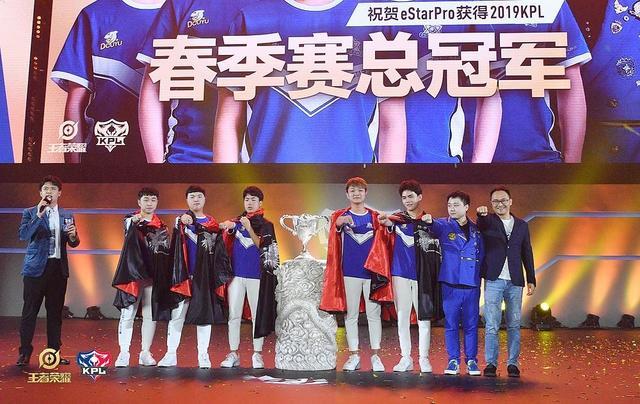 王者荣耀冬冠杯首发名单公布刺痛无奈替补alan重回首发