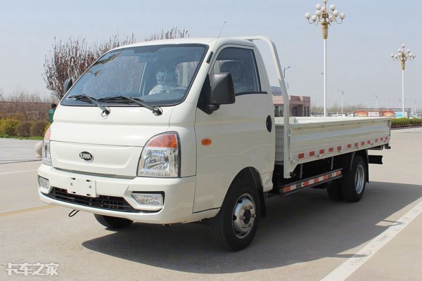 五款柴油小卡盘点比汽油车能拉比轻卡便宜货厢最长4米