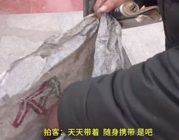 书法|54岁流浪汉，在街头练书法6年，欧楷写得真牛！病情也有好转！