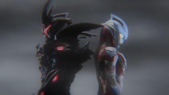 路基艾尔其实是一个人分离出来的两个人格,所以不难猜测银河火花与