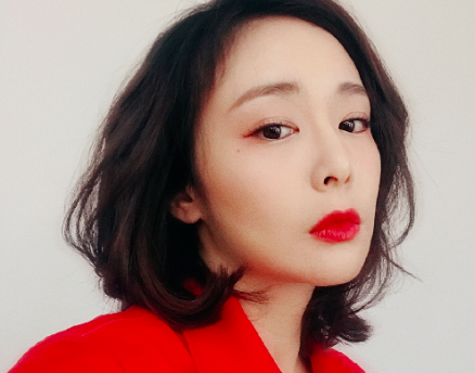 唐探网剧:迪楠扮演者被扒,颜值超女主性感又会撩