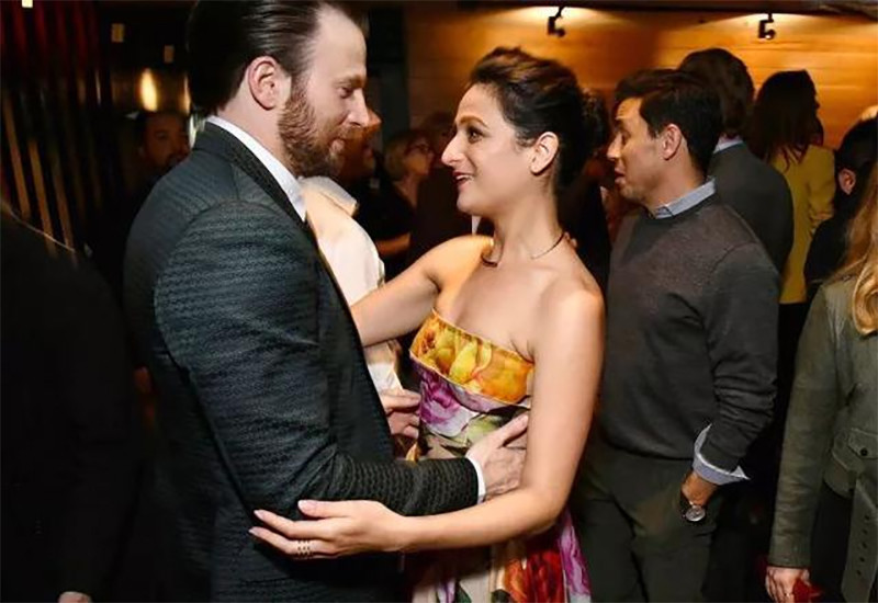 美国队长克里斯埃文斯谈初恋小小年纪就受了爱情的伤