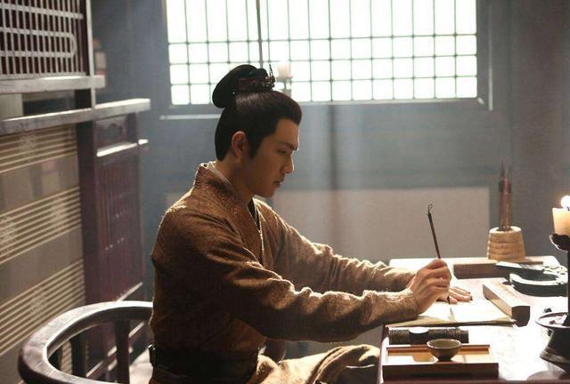 对联|六副对联文采飞扬，趣味多多，难怪让人拍案叫绝