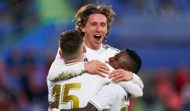 西甲最新积分榜:武磊绝平巴萨拯救皇马,西班牙