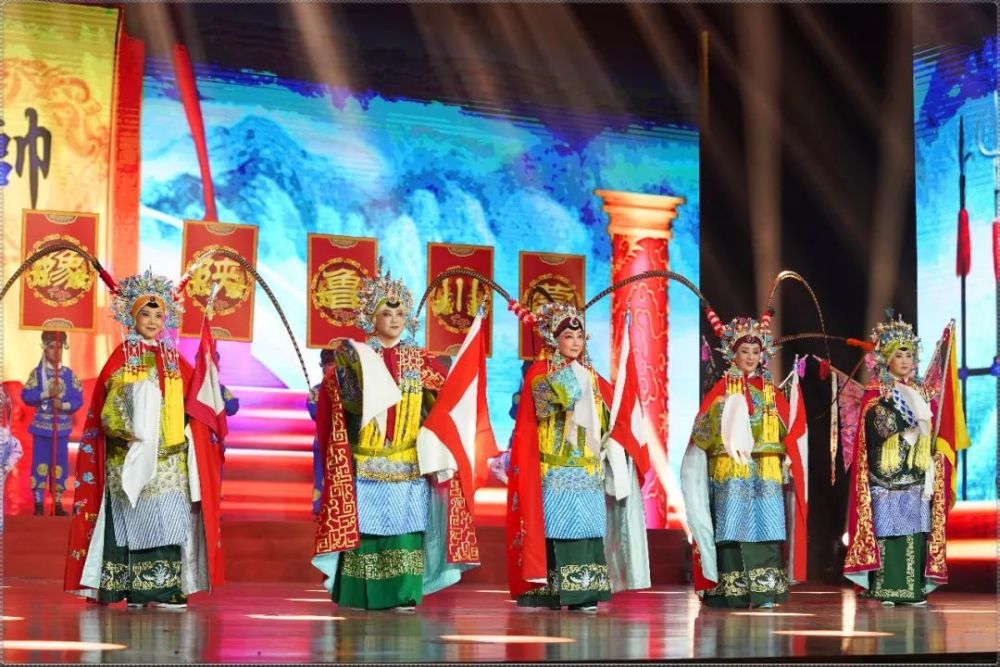 《梨园春》今日起连播四天,大戏让您在家看过瘾!