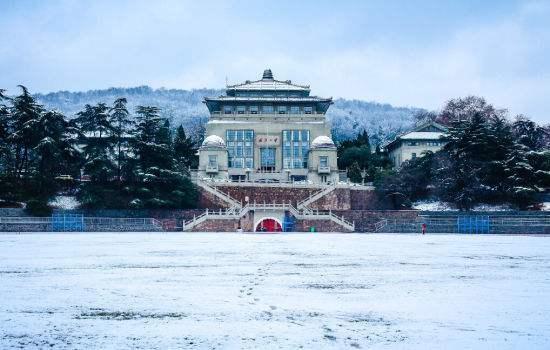 校門口雪景照片哈工大雪景哈工大雪後照片五,南開大學南開大學校鍾