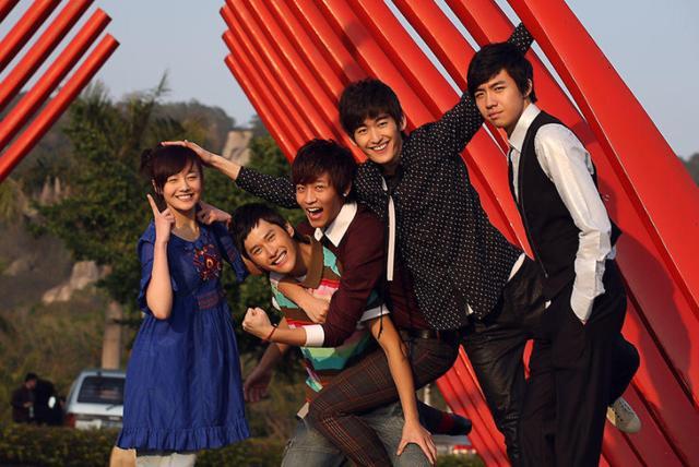 一起来看流星雨|《流星雨》11年后，张翰郑爽复合失败，他12年地下恋情修成正果