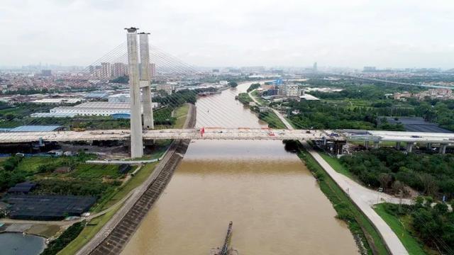 计划2022年完工容桂62大良顺通大桥全桥贯通陈村62广州南海华大桥